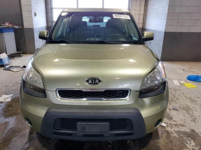 2011 KIA Soul +