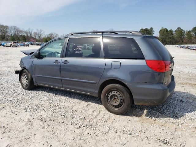 2010 Toyota Sienna CE