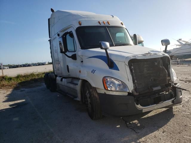 2009 Freightliner Cascadia 125