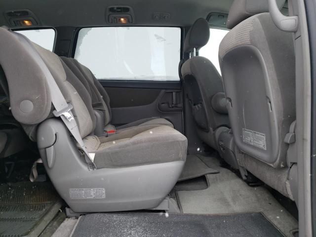 2010 Toyota Sienna CE