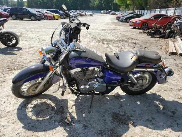 2004 Honda VT750 CA