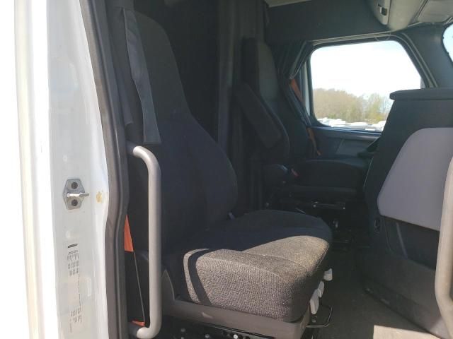 2019 Freightliner Cascadia 126