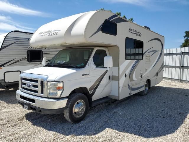 2018 Ford Econoline E350 Super Duty Cutaway Van