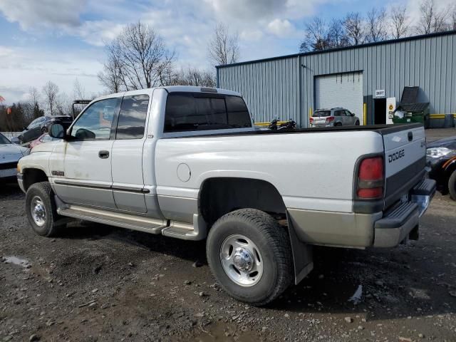 2000 Dodge RAM 2500