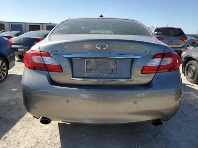 2013 Infiniti M37