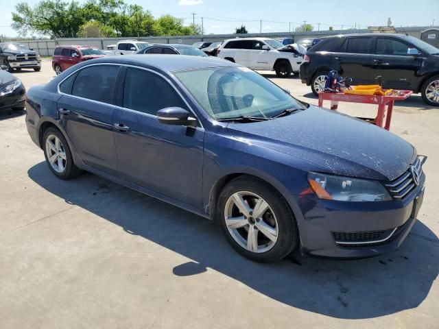 2012 Volkswagen Passat SE