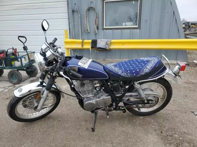 2018 Yamaha SR400