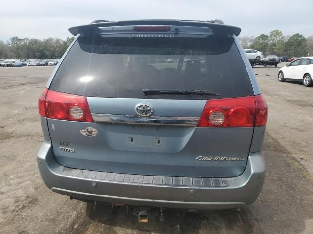 2006 Toyota Sienna XLE