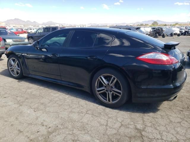 2012 Porsche Panamera 2