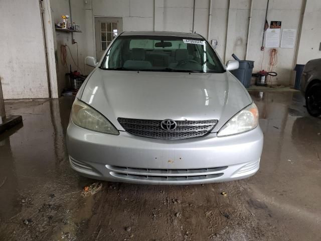 2004 Toyota Camry LE