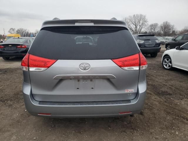 2011 Toyota Sienna LE