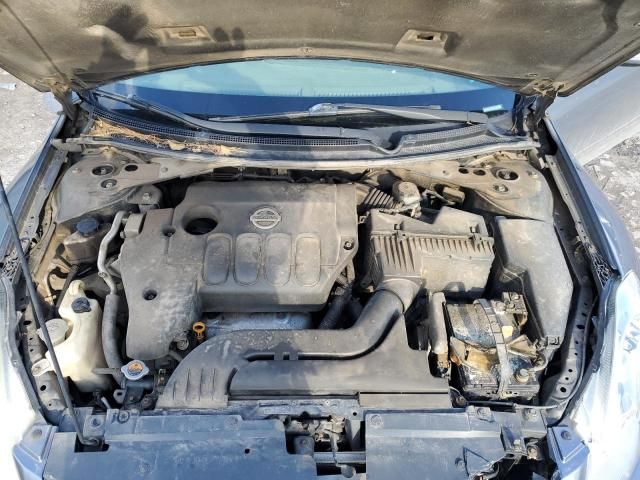 2010 Nissan Altima Base