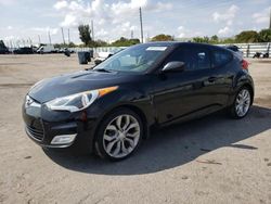 Vehiculos salvage en venta de Copart Miami, FL: 2013 Hyundai Veloster