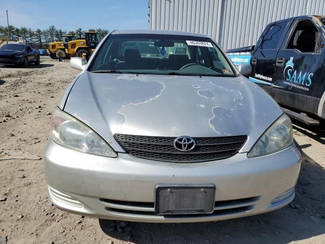 2004 Toyota Camry LE