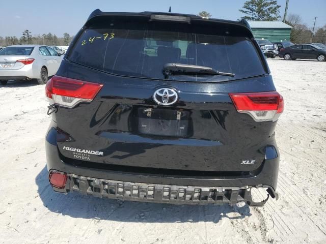 2018 Toyota Highlander SE