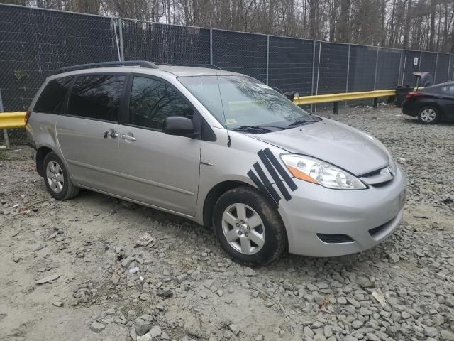 2010 Toyota Sienna CE