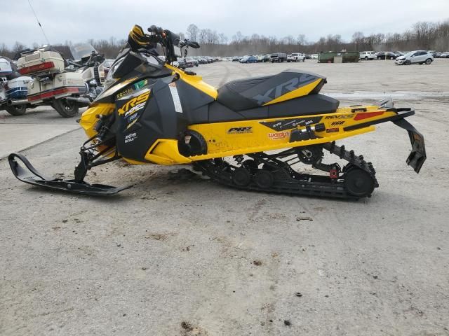 2014 Skidoo MXZ