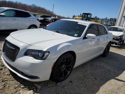 Carros dañados por inundaciones a la venta en subasta: 2019 Chrysler 300 S