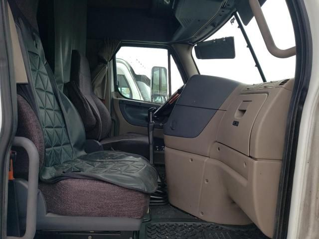 2015 Freightliner Cascadia 125