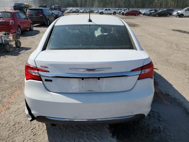 2013 Chrysler 200 Touring