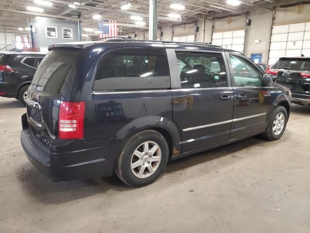 2010 Chrysler Town & Country Touring