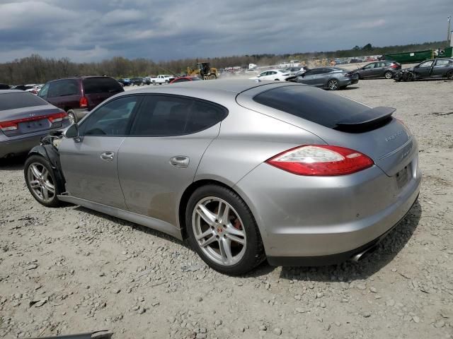 2011 Porsche Panamera 2