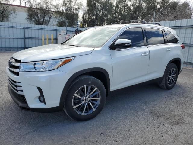 2019 Toyota Highlander SE