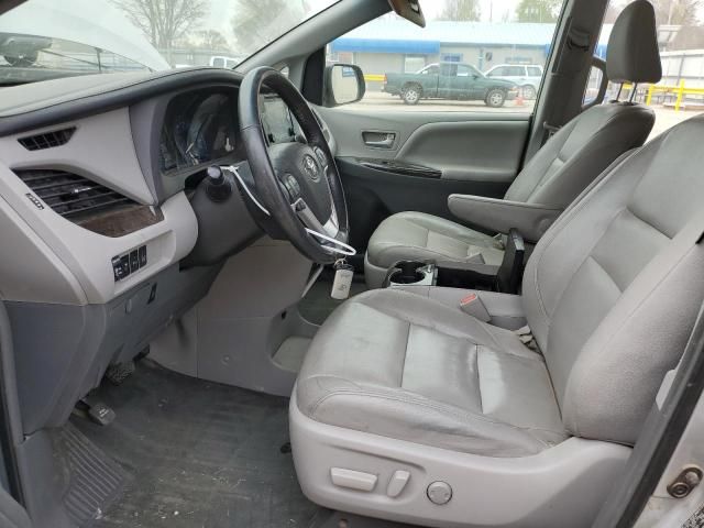 2015 Toyota Sienna XLE