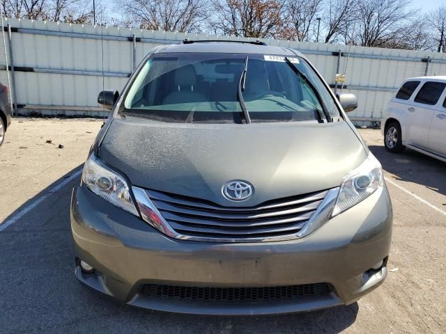 2011 Toyota Sienna XLE