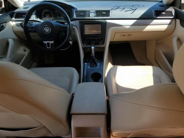 2014 Volkswagen Passat S