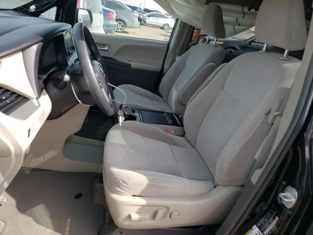 2015 Toyota Sienna LE