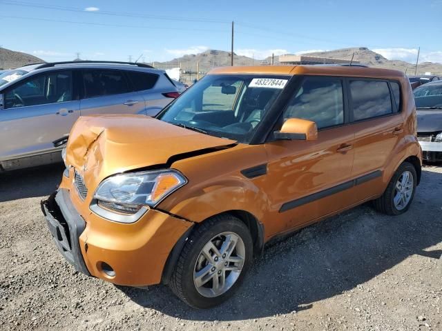 2011 KIA Soul +