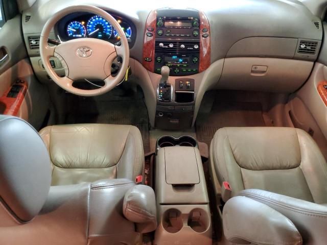 2006 Toyota Sienna XLE