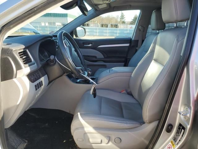 2019 Toyota Highlander SE