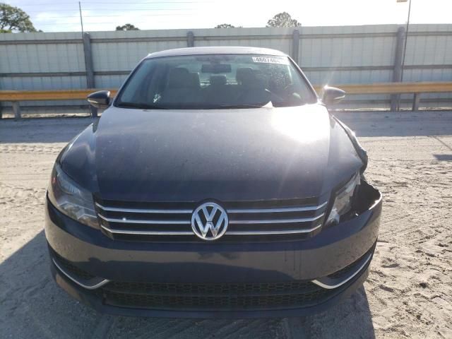 2012 Volkswagen Passat SE