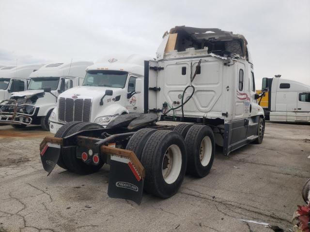 2016 Freightliner Cascadia 125