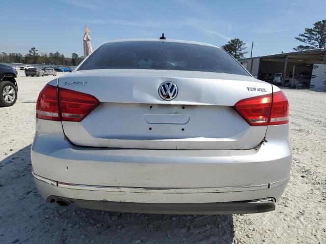 2012 Volkswagen Passat SEL