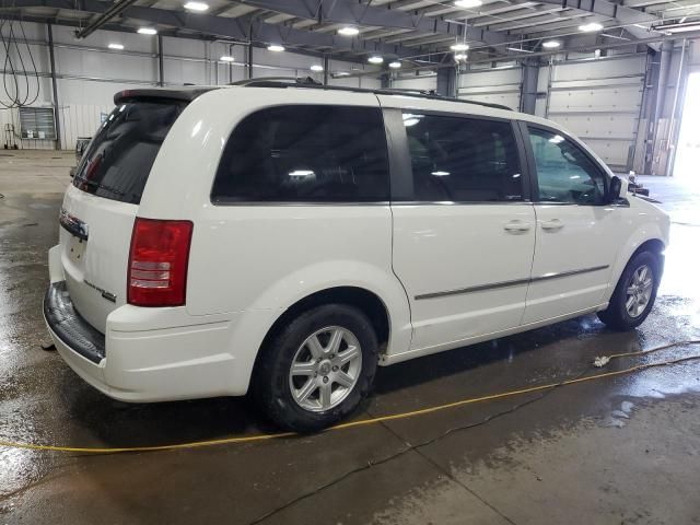 2010 Chrysler Town & Country Touring