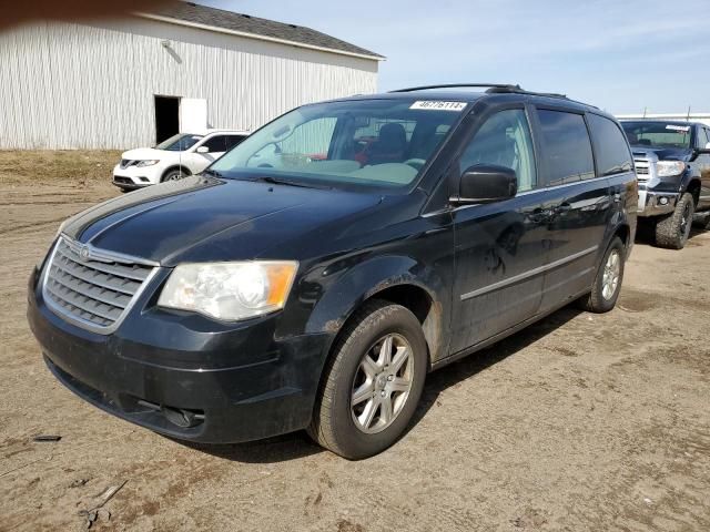 2010 Chrysler Town & Country Touring