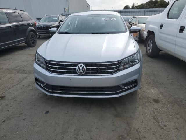 2016 Volkswagen Passat S