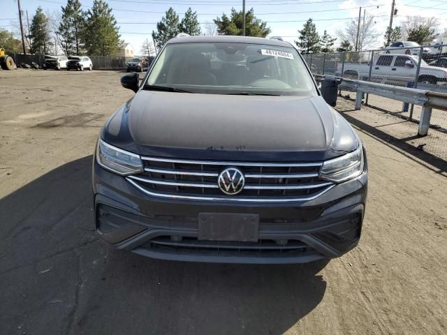 2022 Volkswagen Tiguan SE