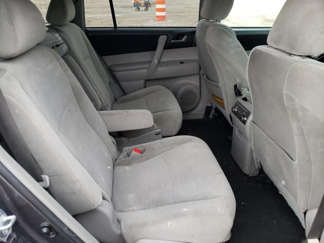 2011 Toyota Highlander Base