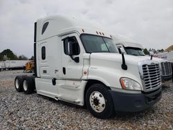 Vehiculos salvage en venta de Copart Memphis, TN: 2015 Freightliner Cascadia 125