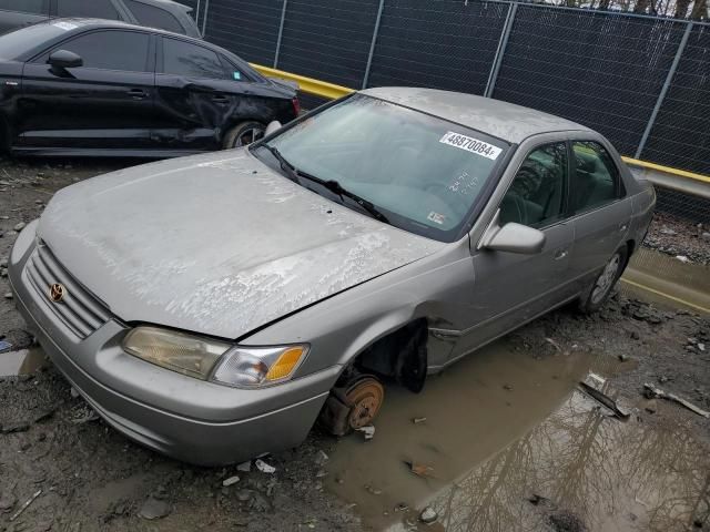 1999 Toyota Camry LE