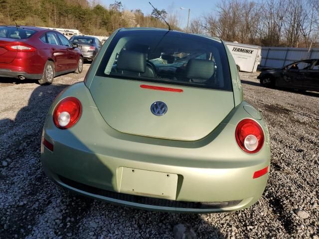 2010 Volkswagen New Beetle