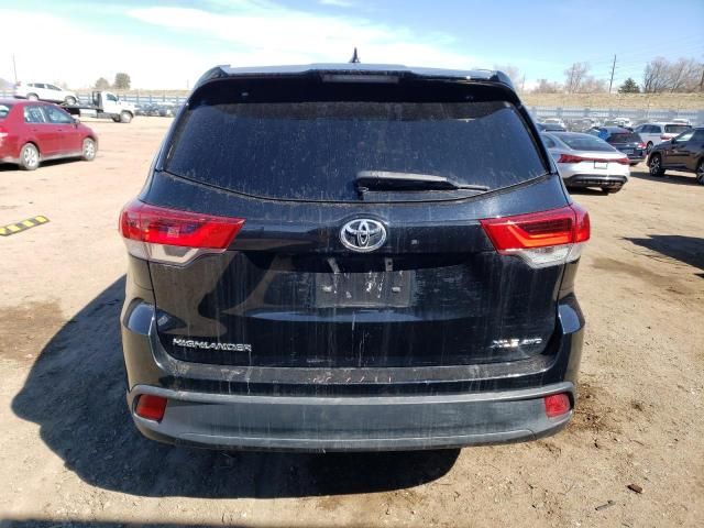 2018 Toyota Highlander SE