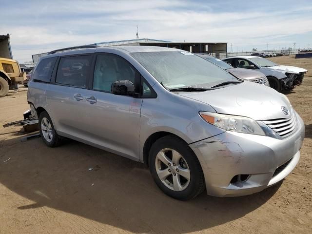 2015 Toyota Sienna LE