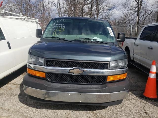 2017 Chevrolet Express G2500 LT