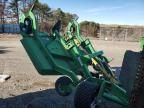 2010 John Deere 220R