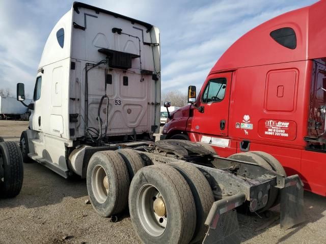 2012 Freightliner Cascadia 125